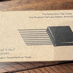 Pampered Chef Hold N Slice - #1101