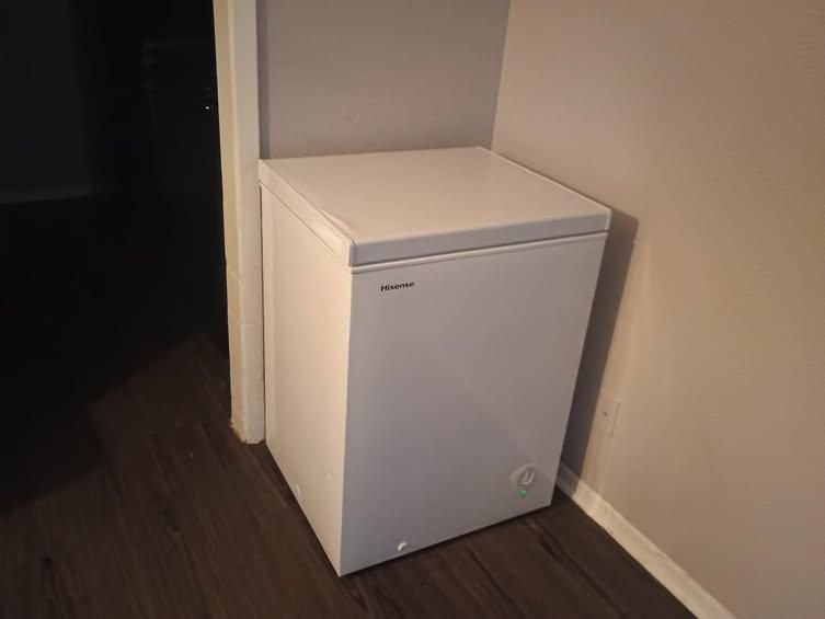 Deep freezer