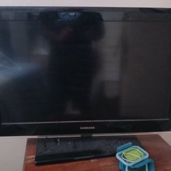 Samsung Flat-screen TV
