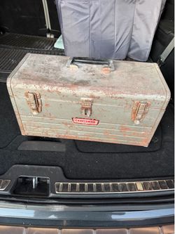 Older craftsman metal tool box