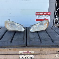 2003-2008 Toyota Corolla Headlights 