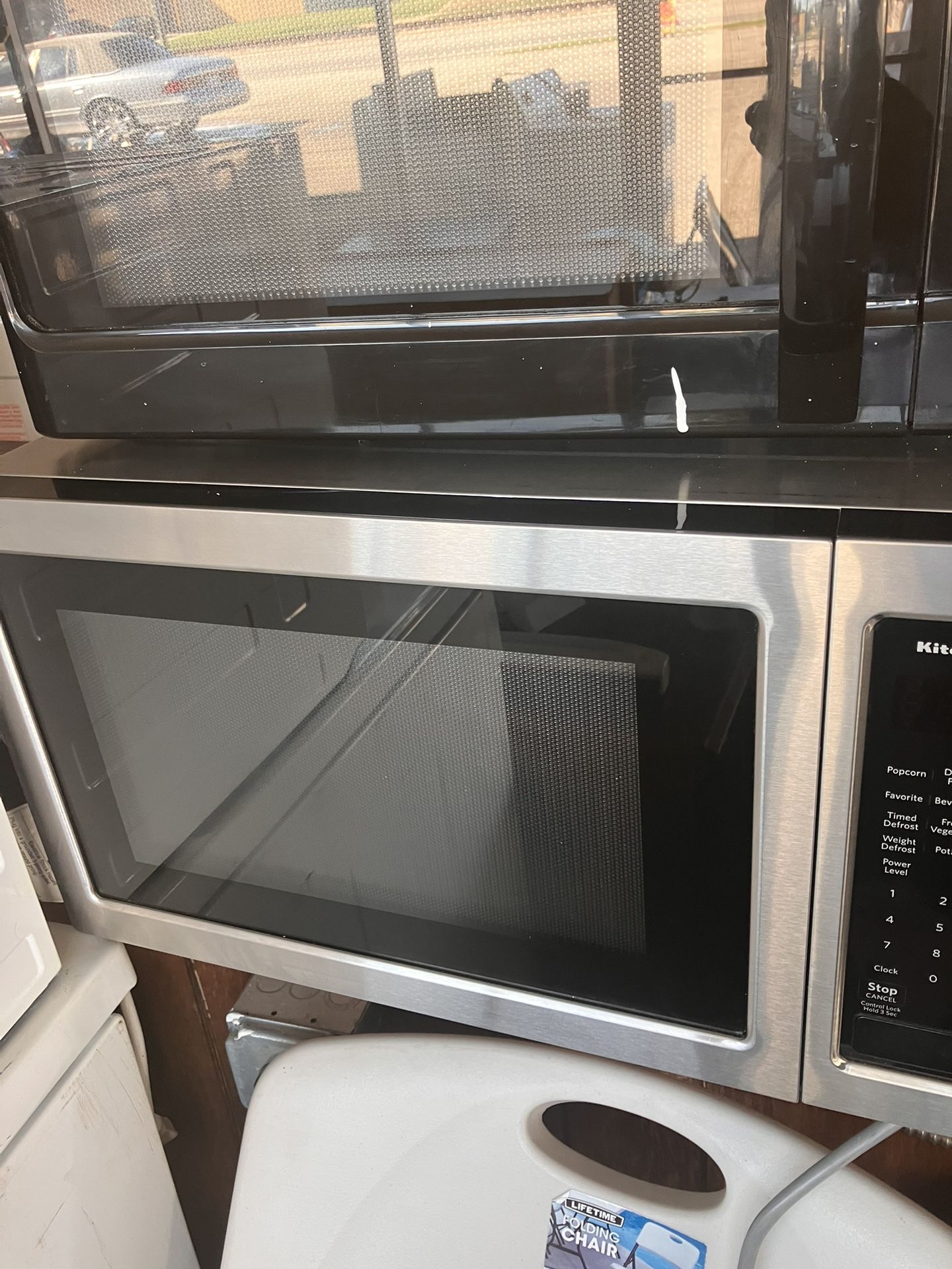 Full Size Black Stainless Steel Microwave 