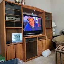 FREE ! ENTERTAINMENT CENTER w/Stereo System 
