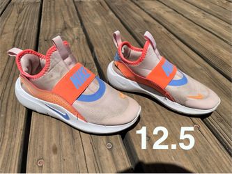 Girls Nike Running Shoes Size 12.5