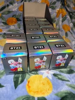 BT21 figures