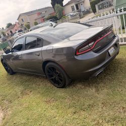 2017 Dodge charger Sxt