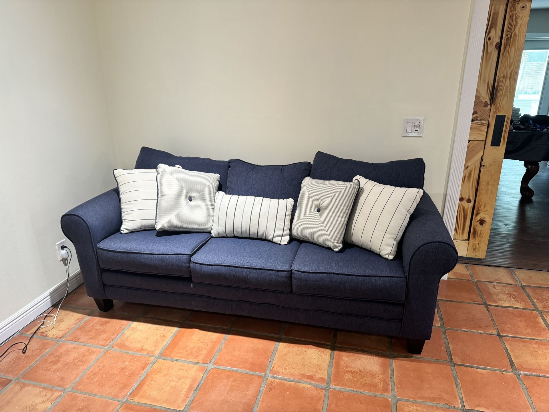 McKinley Queen Sleeper Couch