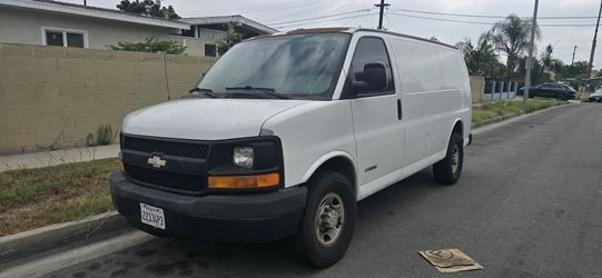 2006 Chevrolet Express Cargo Van