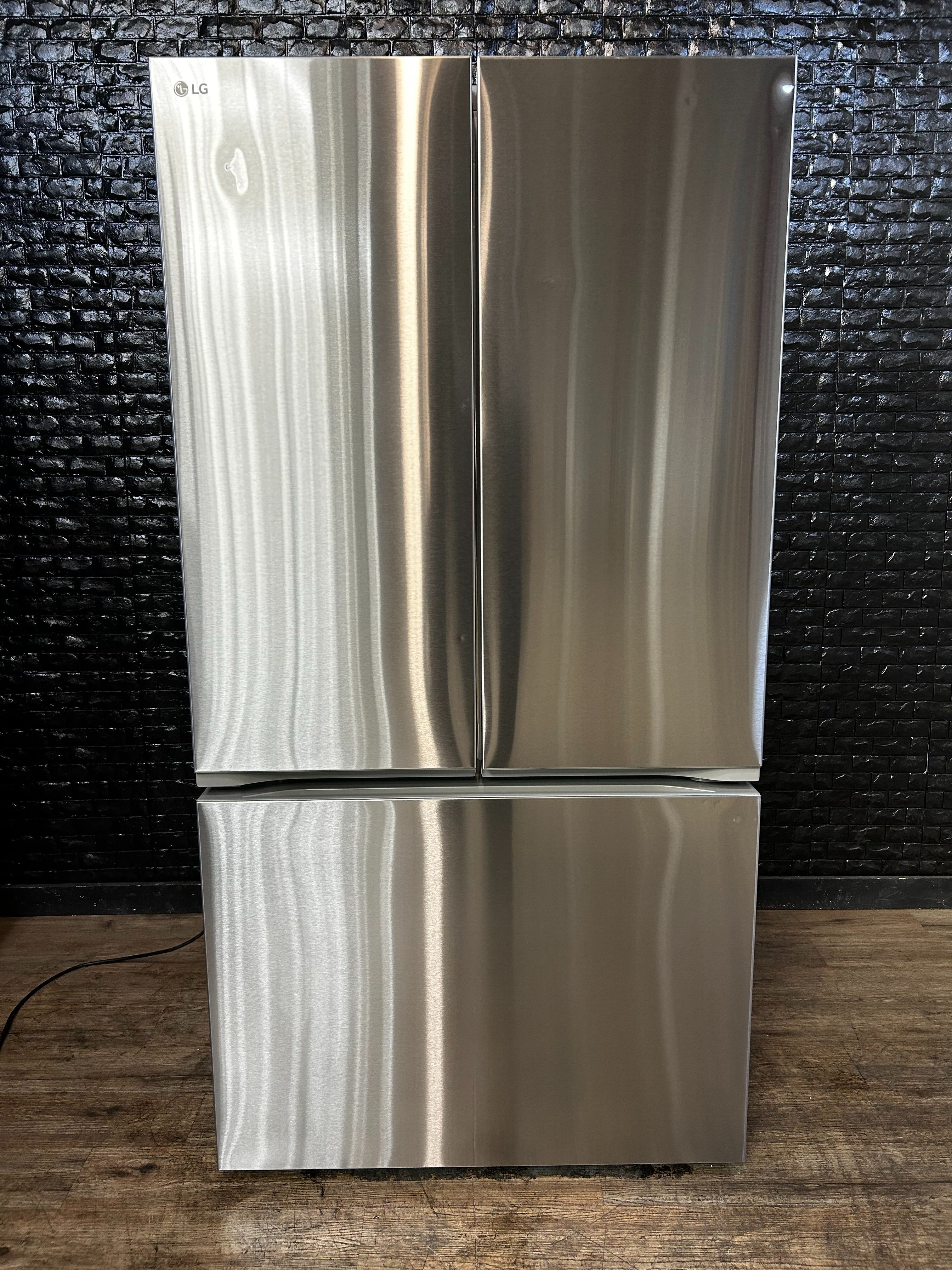 LG REFRIGERATOR w/WARRANTY! R2801A
