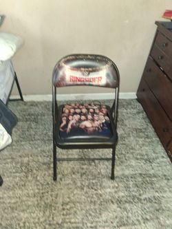 2015 wwe chair, it's been sitting in my room for a while.Trying to sell it for a good price