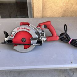 Skilsaw 7 1/4” Worm Drive Power Saw