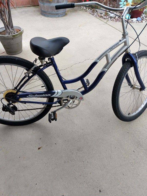 Blue & Silver Ladies Schwinn Jaguar Cruiser