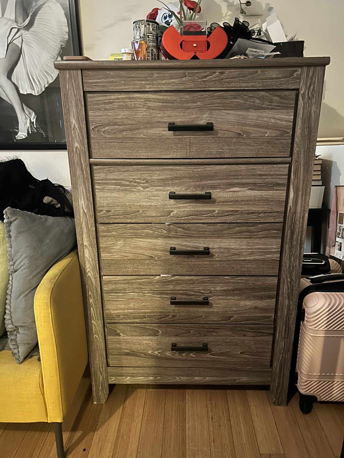 5 Drawer Dresser