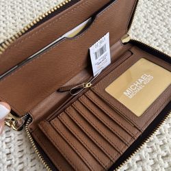 Original brown Michael kors wallet