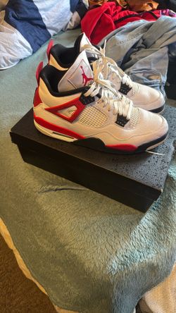 Air Jordan 4 Retro 