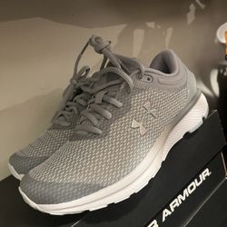 Under Armour Woman Shoes