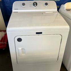 MAYTAG ELECTRIC 220V DRYER IN WHITE 
