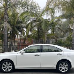 Lexus ES350 White Midsize 
