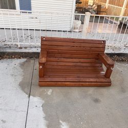 Cedar Wood swing needs chains