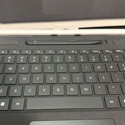 Microsoft Surface Pro Keyboard with Slim Pen New