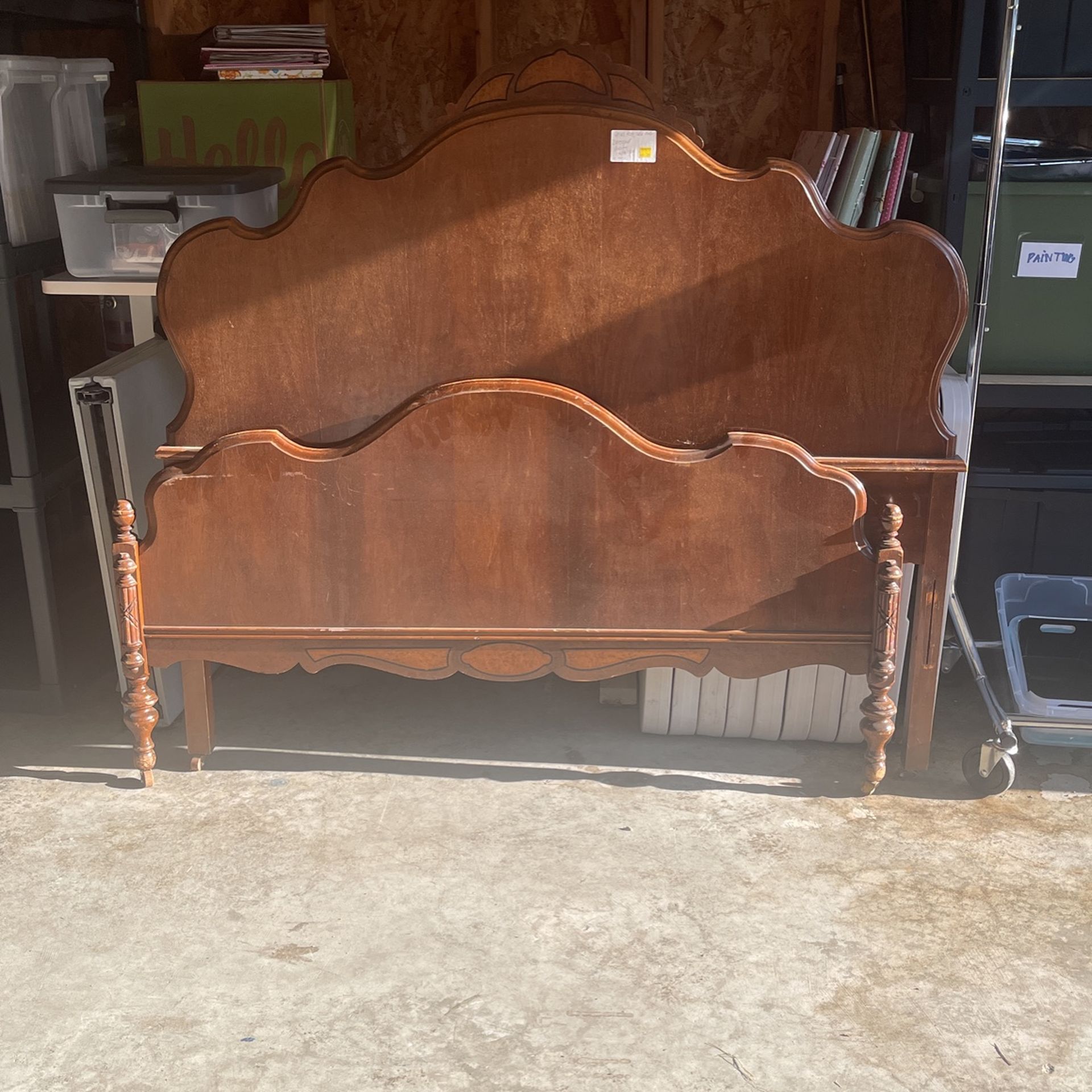 Bedroom Set (Full Bed, Dresser, Vanity)