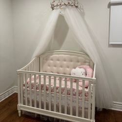 Baby Crib With Mattress 
