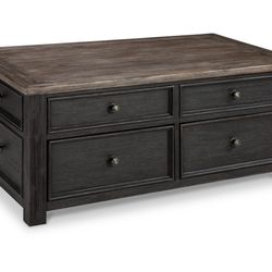 Coffee Table with Lift Top And Storage  FUNCTIONS Like NEW
