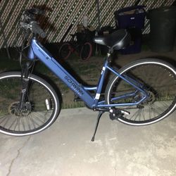 Schwinn Adult 700c Ingersoll Electric Hybrid Bike