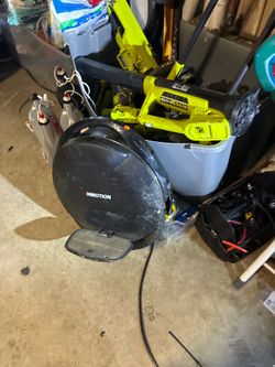Inmotion v8 electric unicycle