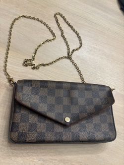 LV PURSE