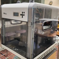 XYZ 3D Printer And Filament