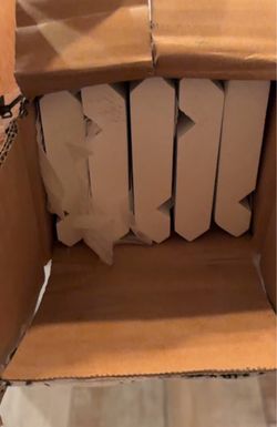 JARLIN Cabinetry 7 pieces crown molding New in Box