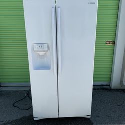 Samsung Side-By-Side Refrigerator, White