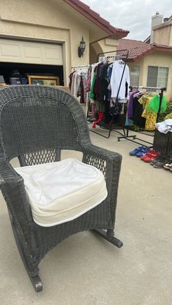 5105 Panorama—-Yard sale- 99% of everything is .25 cents to $1 ****8am- 2pm