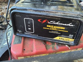 Schumacher 8/2A 6/12V Battery Charger, 120V AC Input Voltage, 2.2A Input Current