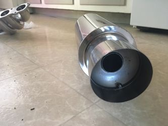 Muffler