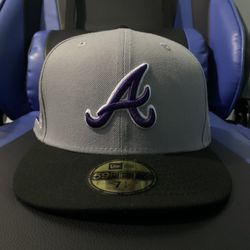 New Era Grey Atlanta Braves Size 7 1/4 Fitted All Star Game Patch Purple UV