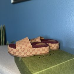 Gucci Slides