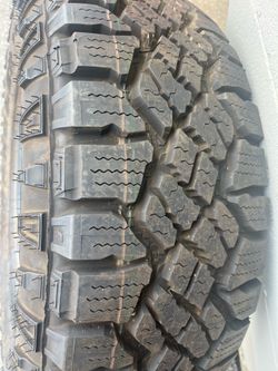 Goodyear Duratrac Wrangler 265/65R17