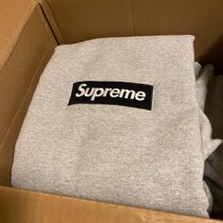 Supreme box logo 