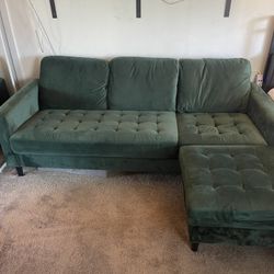 Stylish Green Velvet Reversible Sectional Couch with Ottoman