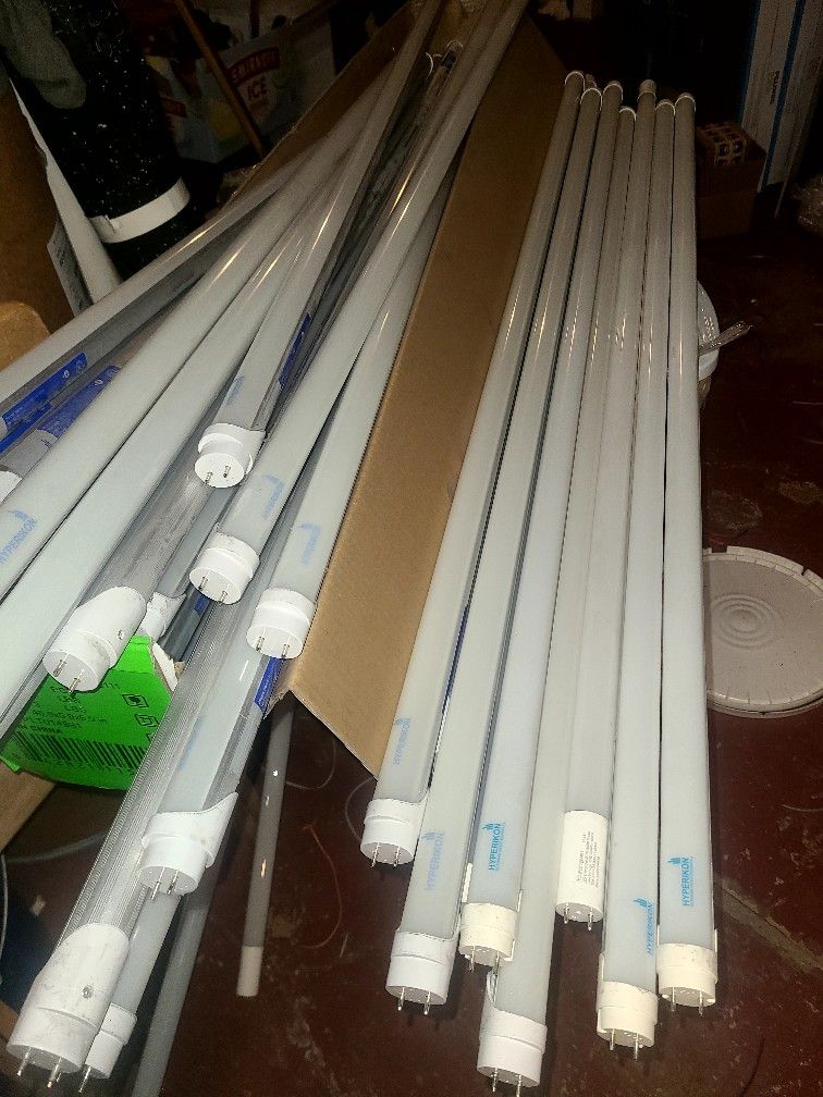LED Light Bulbs 4ft