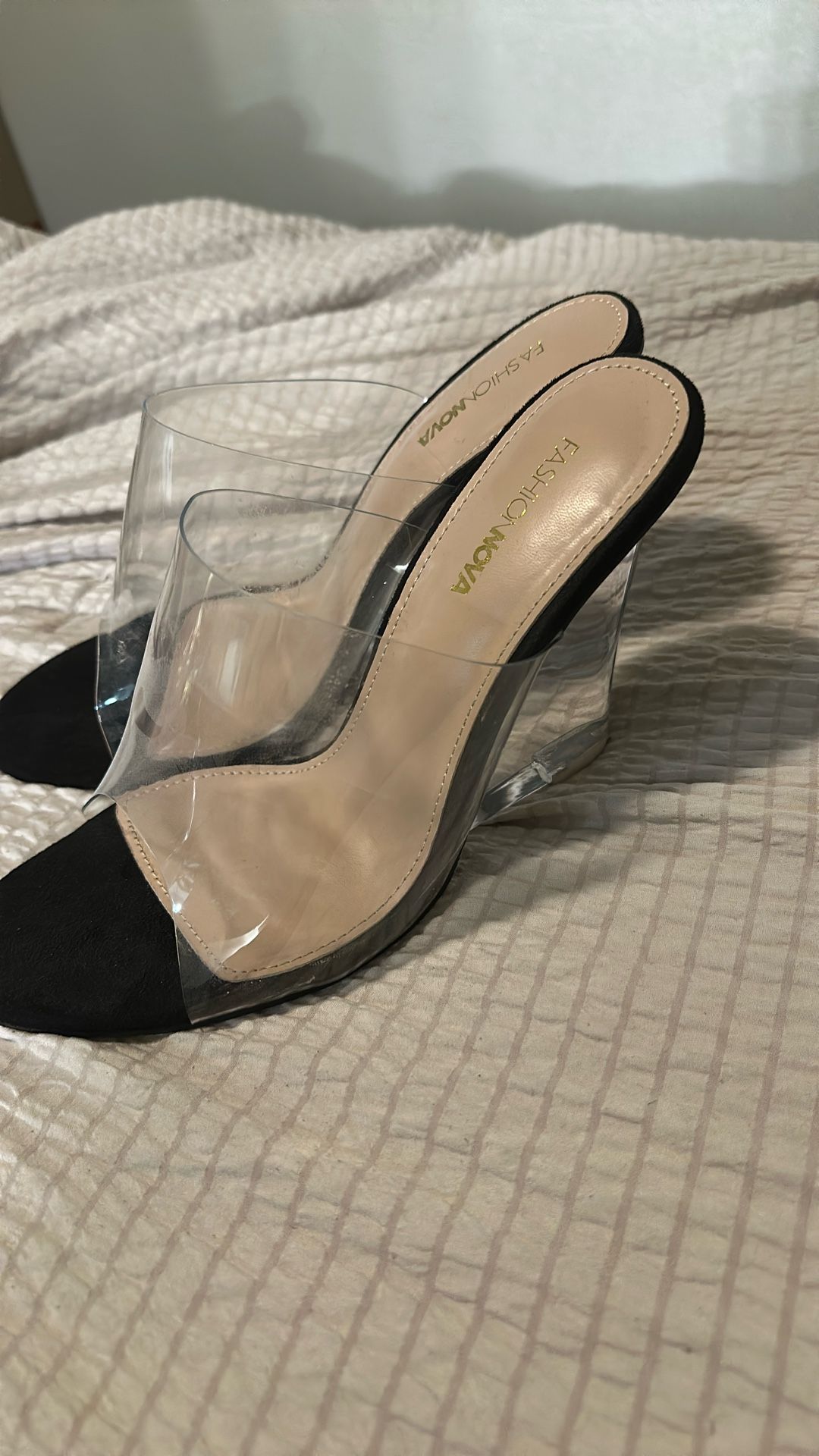 Fashion Nova Wedges Size 11w