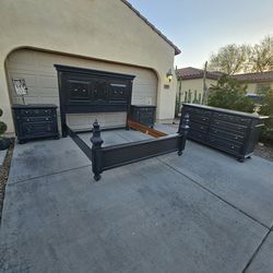 King Grey bedroom set