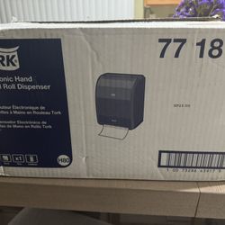 Electronic Hand Towel Roll Dispenser 