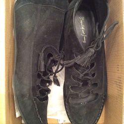 Rare Vintage Black Leather Shoes