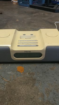 iHome Dock