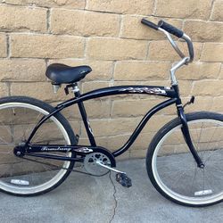 URBAN FIRMSTRONG BRUISER CRUISER BIKE
