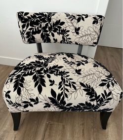 Accent chair