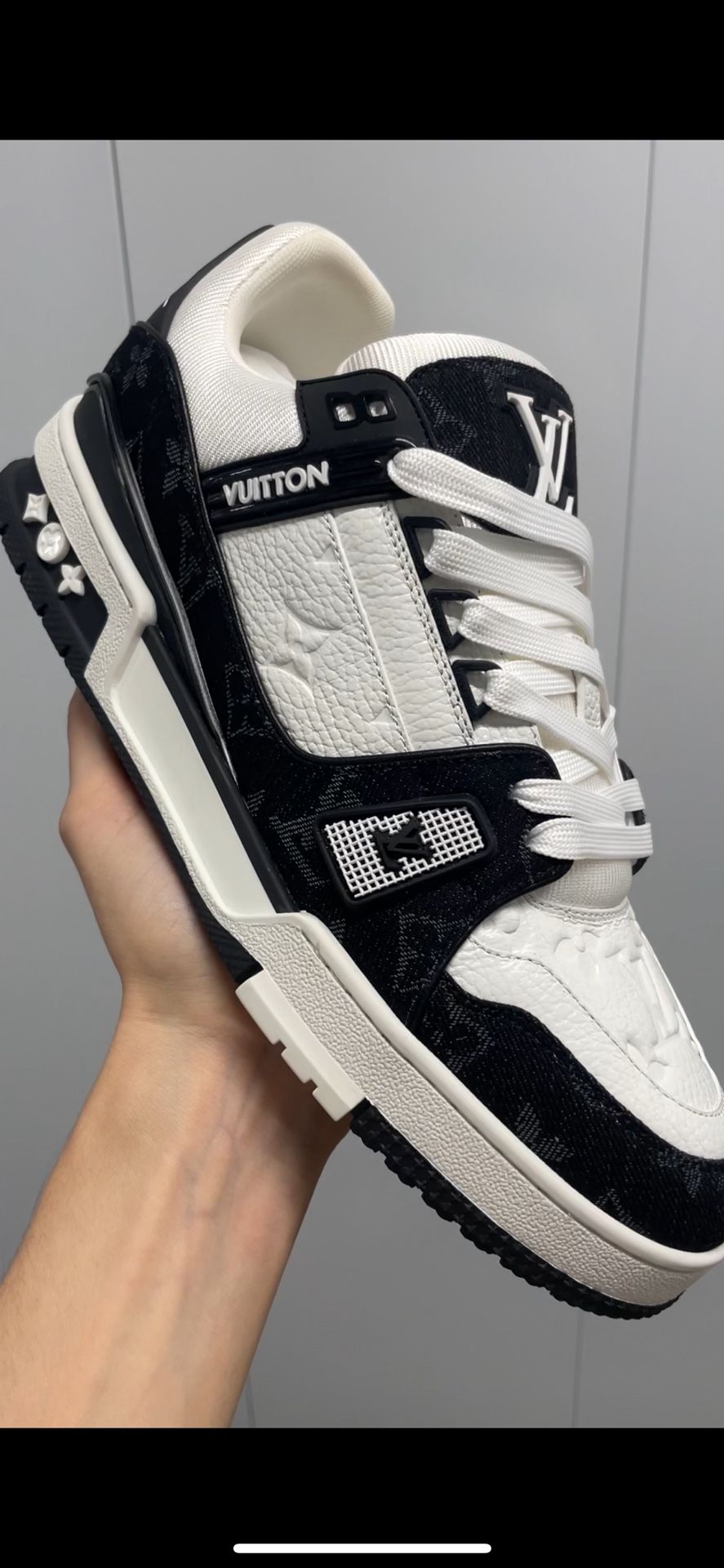 Louis Vuitton Trainers Black And White